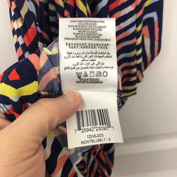 BCBGeneration Abstract Mini Dress Multicored - Picture 6 of 8